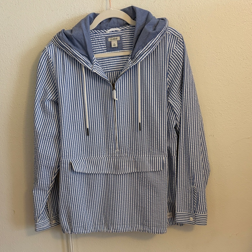 LL Bean Seersucker Hooded Half Zip Jacket